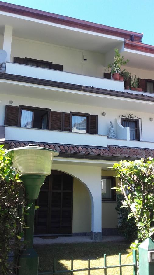 Appartamento Bilocale Dante Stresa Exteriér fotografie